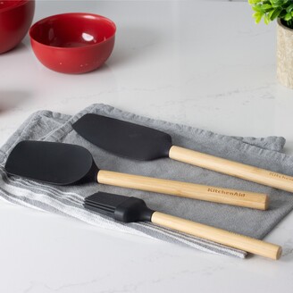 https://img.shopstyle-cdn.com/sim/c8/ed/c8ed77fdd36a29bf7d40f1bce27e0d5a_xlarge/kitchenaid-bamboo-black-3-piece-baking-utensil-set-black.jpg