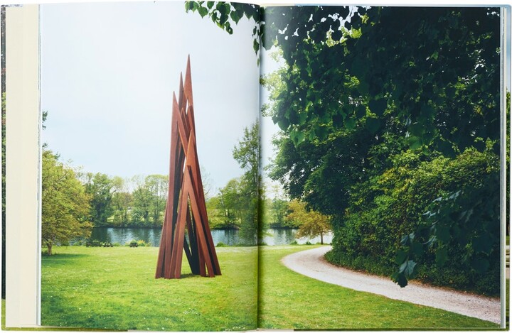 Bernar Venet
