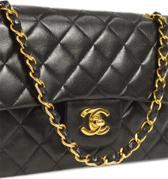 Chanel Pre Owned 1997 medium Classic Double Flap shoulder bag