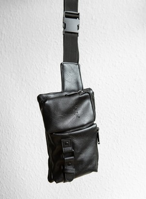 topman sling bag