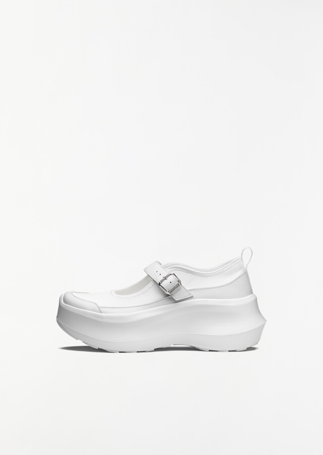 RX Marie-Jeanne Platform