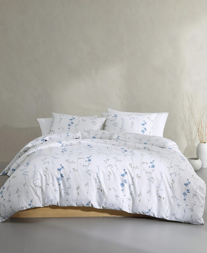 Calvin Klein Wildflower Botanical 3-Pc. Duvet Cover Set Queen - Parchment Blue