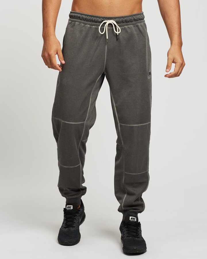 nike nsw washed sweatpants
