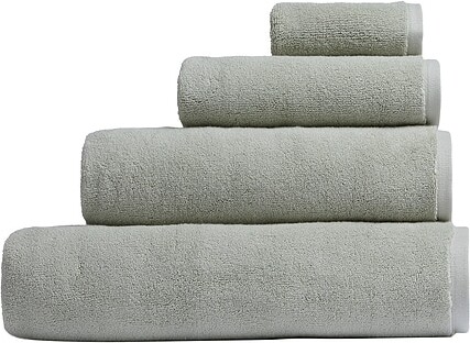 Parachute Premium Plush Bath Towel