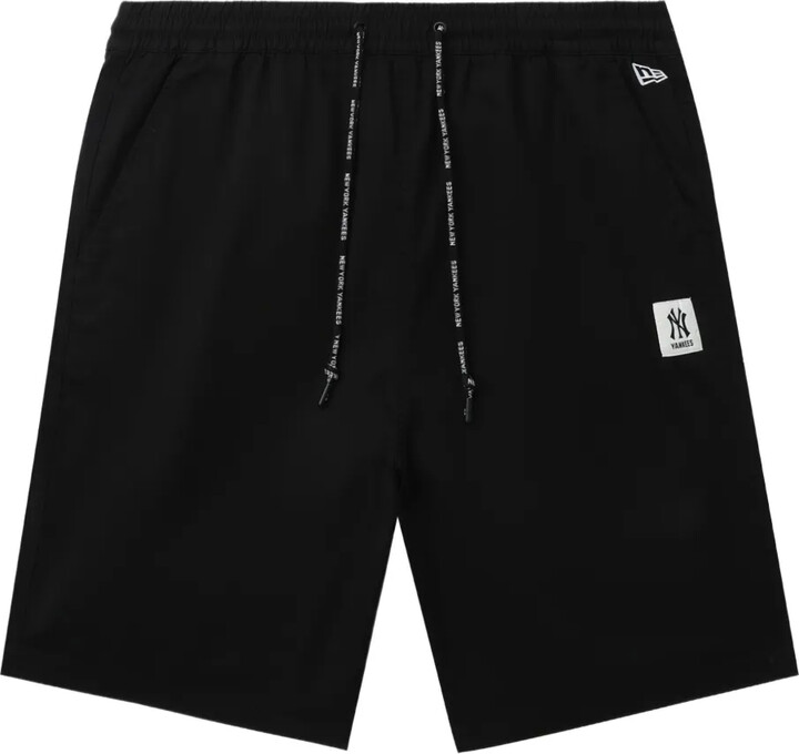 NEW ERA CAP Logo-Patch Shorts