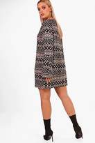 Thumbnail for your product : boohoo Womens Plus Kate Tapestry Print Shift Dress