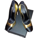 Thumbnail for your product : Giambattista Valli Gold Patent leather Heels