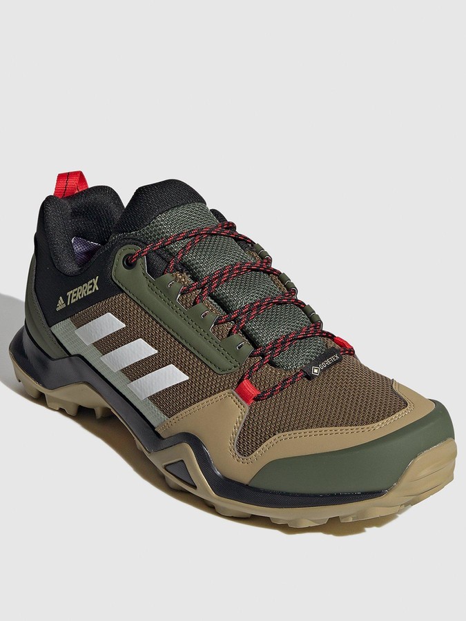gore tex trainers uk