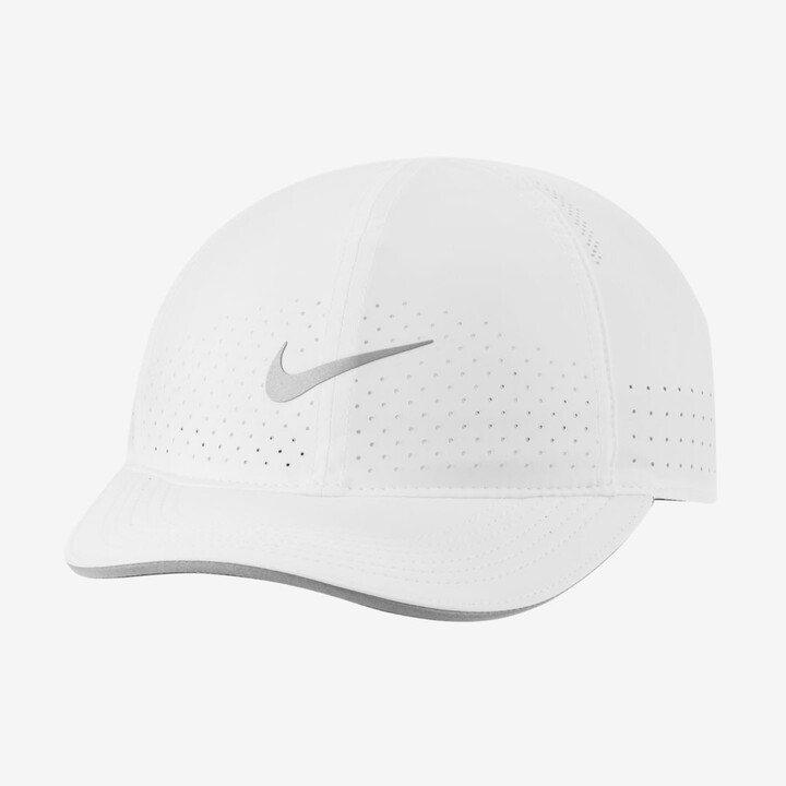 nike fitted hats