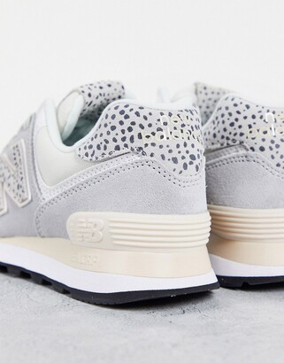 New Balance 574 Animal Sneakers In White And Leopard