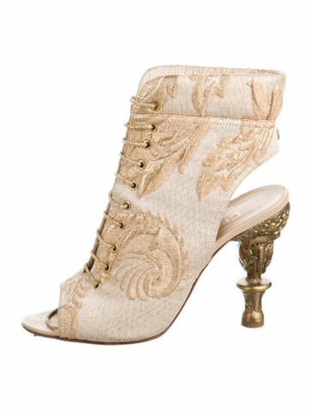 Umeki terremoto girasol Chanel 2013 Interlocking CC Logo Lace-Up Boots Gold - ShopStyle
