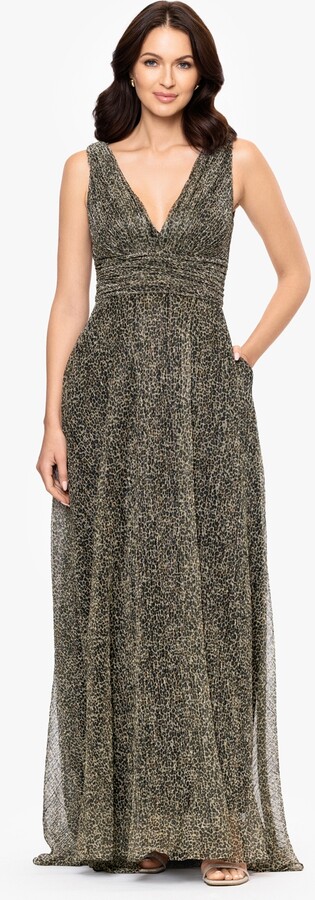 Betsy & Adam Women's V-Neck Pleated Animal Print Gown - Taupe/Black