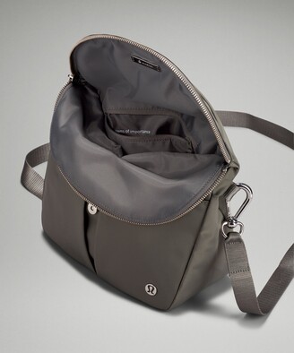Lululemon All Night Festival Bag (All Night Black) : : Clothing,  Shoes & Accessories
