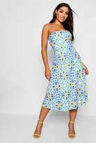 Thumbnail for your product : boohoo Bright Porcelain Print Midi Dress