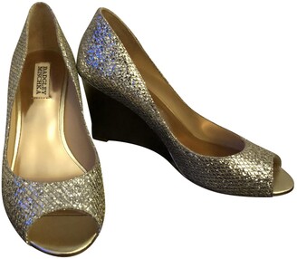 Badgley Mischka gold Glitter Heels