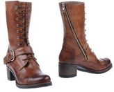Thumbnail for your product : Yosh COLLECTION Ankle boots