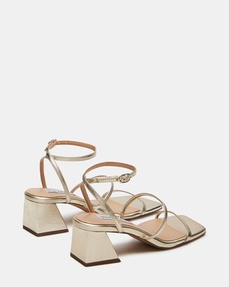 【大特価】Steve Madden ASHLYNN サンダル Steve Madden Ashlynn Gold Leather - ShopStyle Sandals