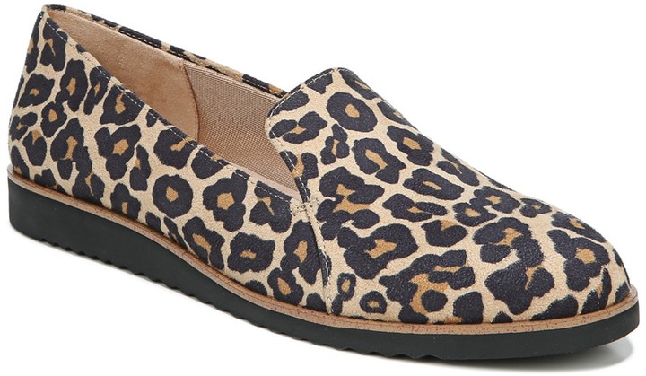 wide width cheetah flats
