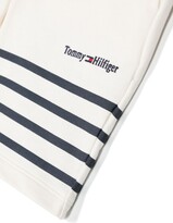 Thumbnail for your product : Tommy Hilfiger Junior Embroidered-Logo Cotton-Blend Shorts