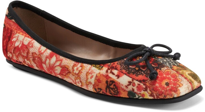 Floral Print Flats | Shop the world's largest collection of fashion |  ShopStyle