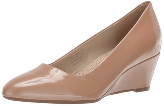 aerosoles patent leather pumps