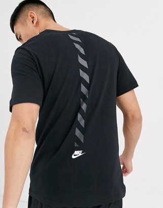 Nike Re-Issue t-shirt in black