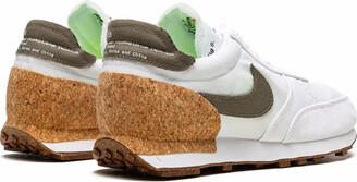 nike pagoda daybreak