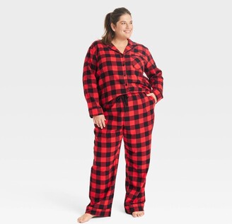 https://img.shopstyle-cdn.com/sim/cc/48/cc48a80eb6607e249957b90e3cdf1178_xlarge/womens-buffalo-check-flannel-matching-family-pajama-set-wondershoptm-red.jpg