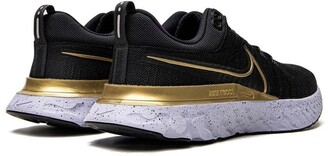 Nike React Infinity Run Flyknit 2 "Black/Metallic Gold/Ghost" sneakers