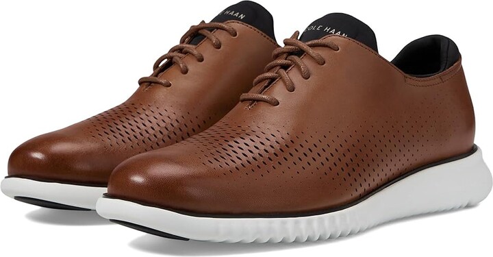 Cole Haan 2.Zerogrand Laser Wingtip Oxfords Lined Men's Lace up casual Shoes British Tan/Black/Ivory : 10 D - Medium, Leather