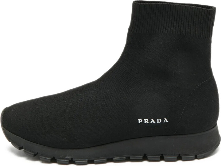 Prada Pre-Owned Round-Toe Sneakers