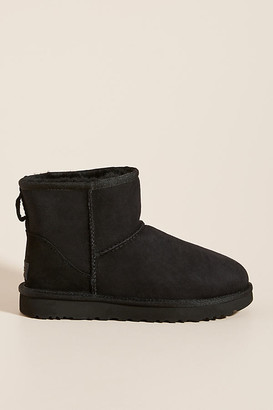 black ugg boots size 9