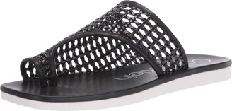 calvin klein women's saurin flat sandals