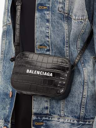 Balenciaga Everyday Camera Xs Cross-body Leather Bag - Womens - Black