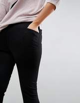Thumbnail for your product : New Look Plus Curve Skinny Jegging