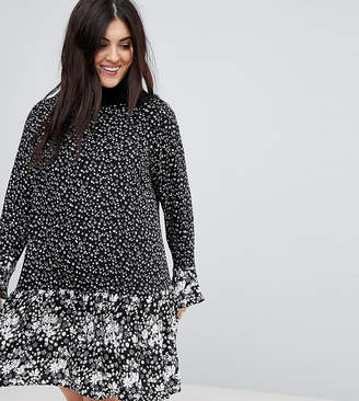 New Look Plus Curve mono mix floral print frill sleeve dress in black pattern