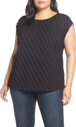 Vince Camuto Clipped Scallop Top