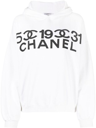 Chanel Women's Sweatshirts & Hoodies
