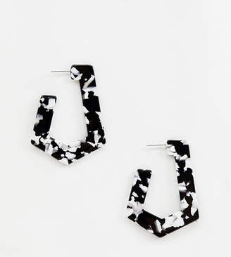 Liars & Lovers black & white resin earrings