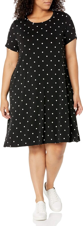 Amazon Essentials Women's Plus Size Short-Sleeve Scoop Neck Swing Dress  (Available in Plus Size) - ShopStyle