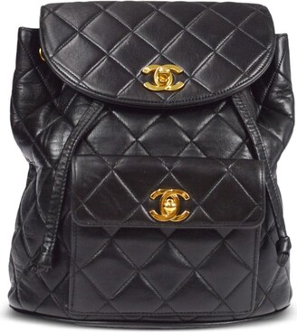 CHANEL Pre-Owned 1995 Flap Drawstring Backpack - Black for Women