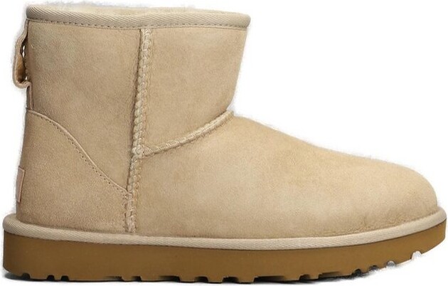 UGG Classic Mini II Logo-Patch Ankle Boots