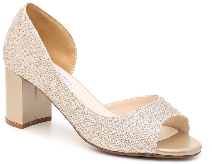 gold round toe heels