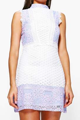 boohoo Boutique Crochet & Lace Panel Shift Dress