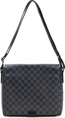 Louis Vuitton District MM - ShopStyle Shoulder Bags