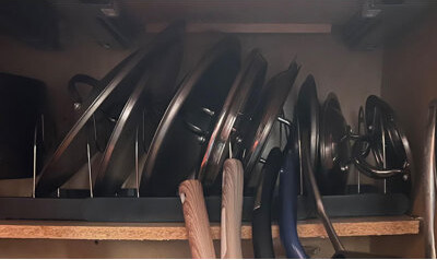 Prep & Savour Expandable Pot and Pan Organizer – 7-Compartment Lid & Cookware Rack for Cabinets