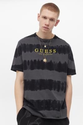 urban outfitters guess t shirt, Off 74%, www.scrimaglio.com
