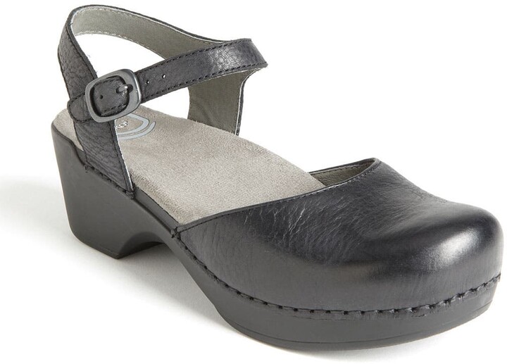 dansko clogs sam