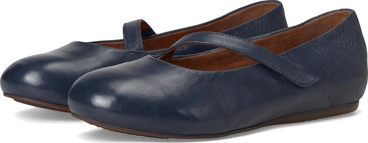 SoftWalk Syracuse Women's Dress Flat Shoes Navy : 10 W (E), Leather