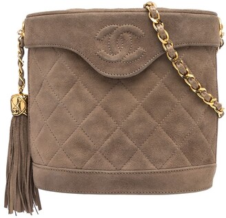 Chanel Pre Owned 1990 CC diamond-quilted tassel crossbody bag